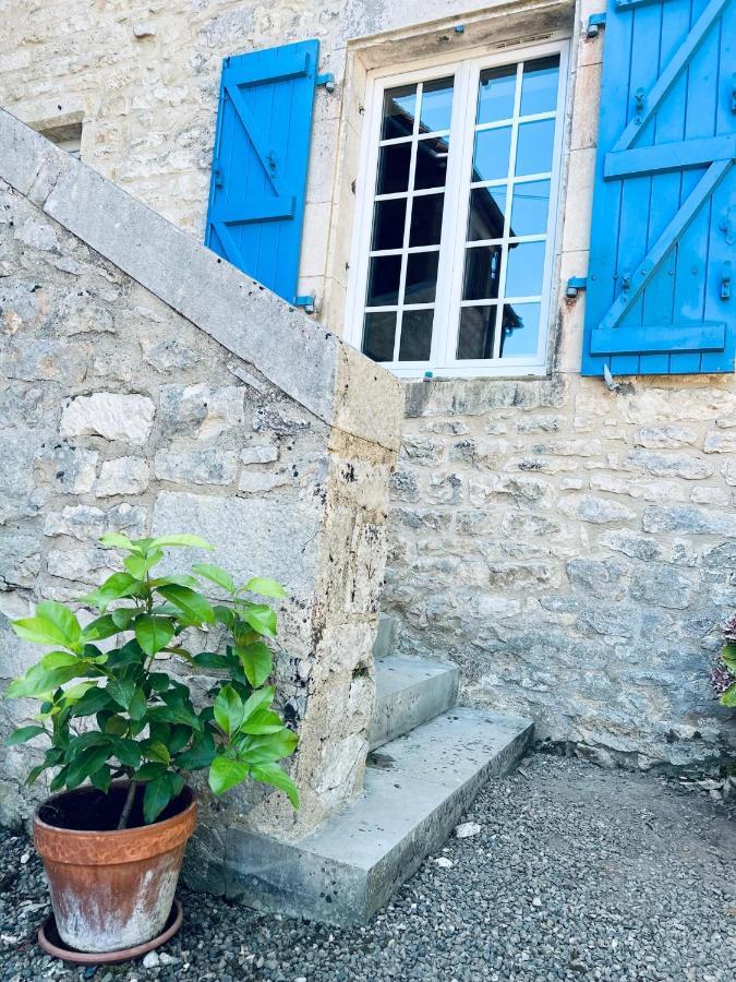 Auberge Du Lion D'Or Lanzac Buitenkant foto